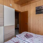 Cozy In With Wifi *
