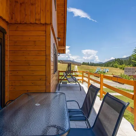 4 Bedroom Awesome In