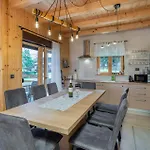 Cozy In With Wifi Sunger