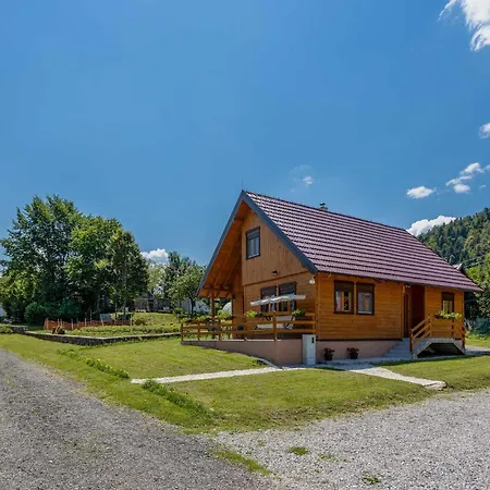 4 Bedroom Awesome In Σπίτι διακοπών *