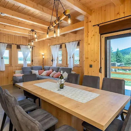 4 Bedroom Awesome In Sunger