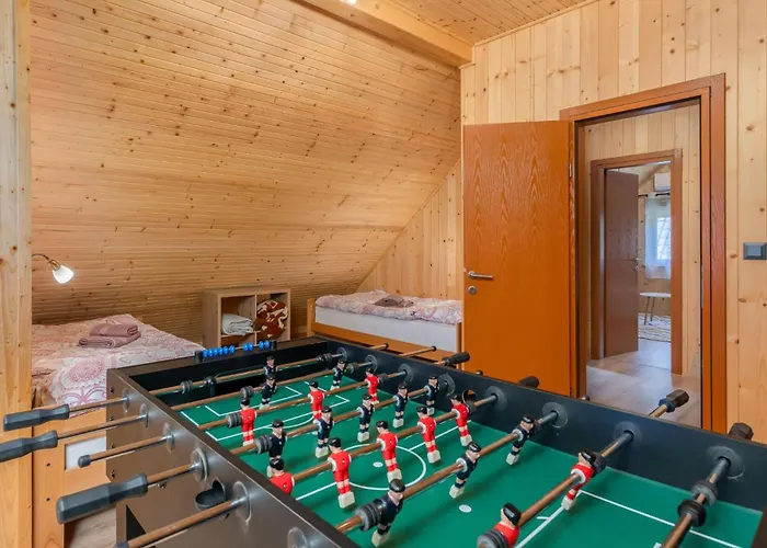 4 Bedroom Awesome In Sunger